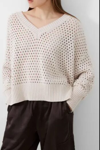 Women’s pink knitted cardigan