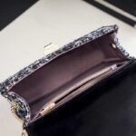 727ce27c-4d3a-45ab-b56a-f2e576eb6450.jpg
