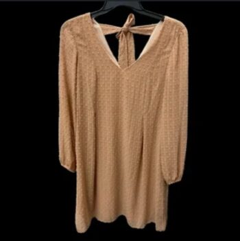 Brown dress with detail