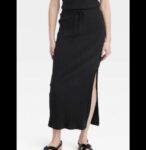 Rib knit black high rise skirt with a slit size