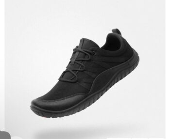 Stylish barefoot hiking shoes, versatile for various outfits, lightweight and flexible, perfect for urban strolls or hiking adventures