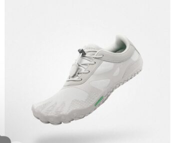 Elevate your experience with the classic barefoot shoes  celebrated for exceptional grip, slip-resistance, and unparalleled comfort.