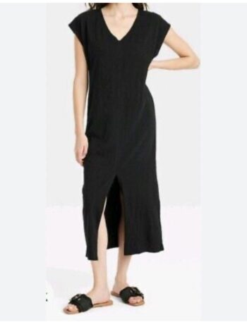 Universal store thread dresses