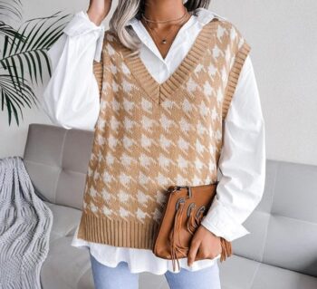 brown pink and light brown sweater knitted vest V neck open sleeve