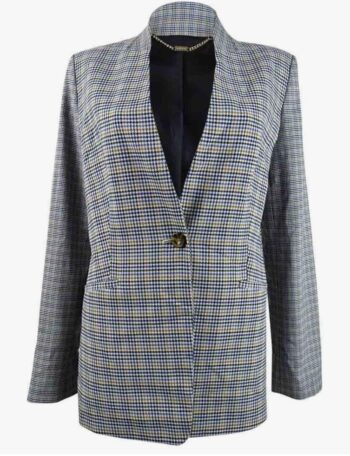 Women’s patterned button up collared